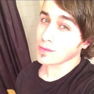 Meet your Posher, Phoenix